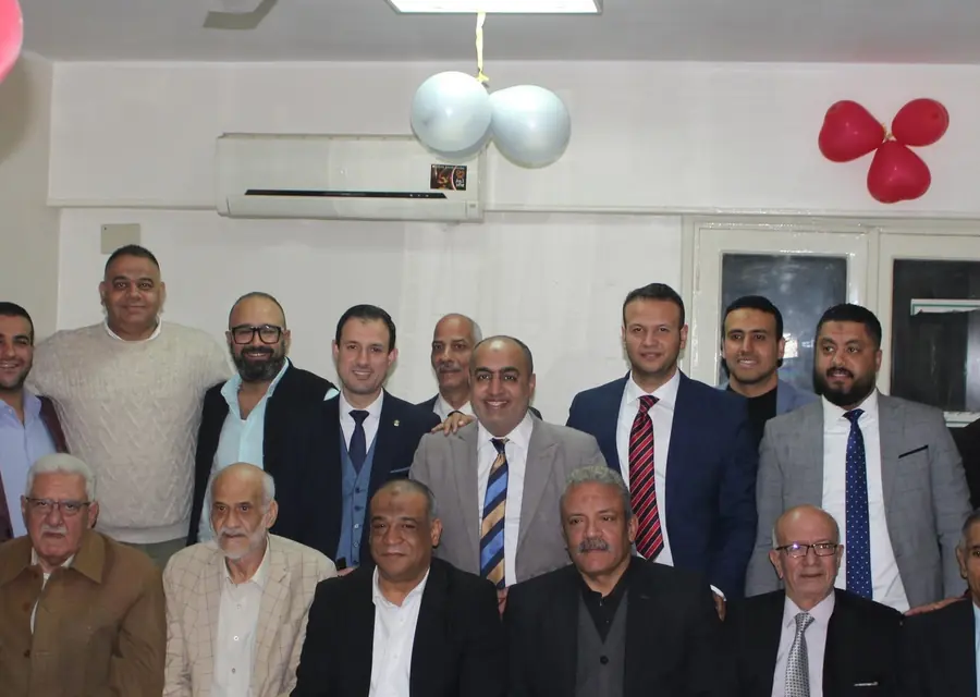 لقاء يجمع رموز المهنة وشبابها.